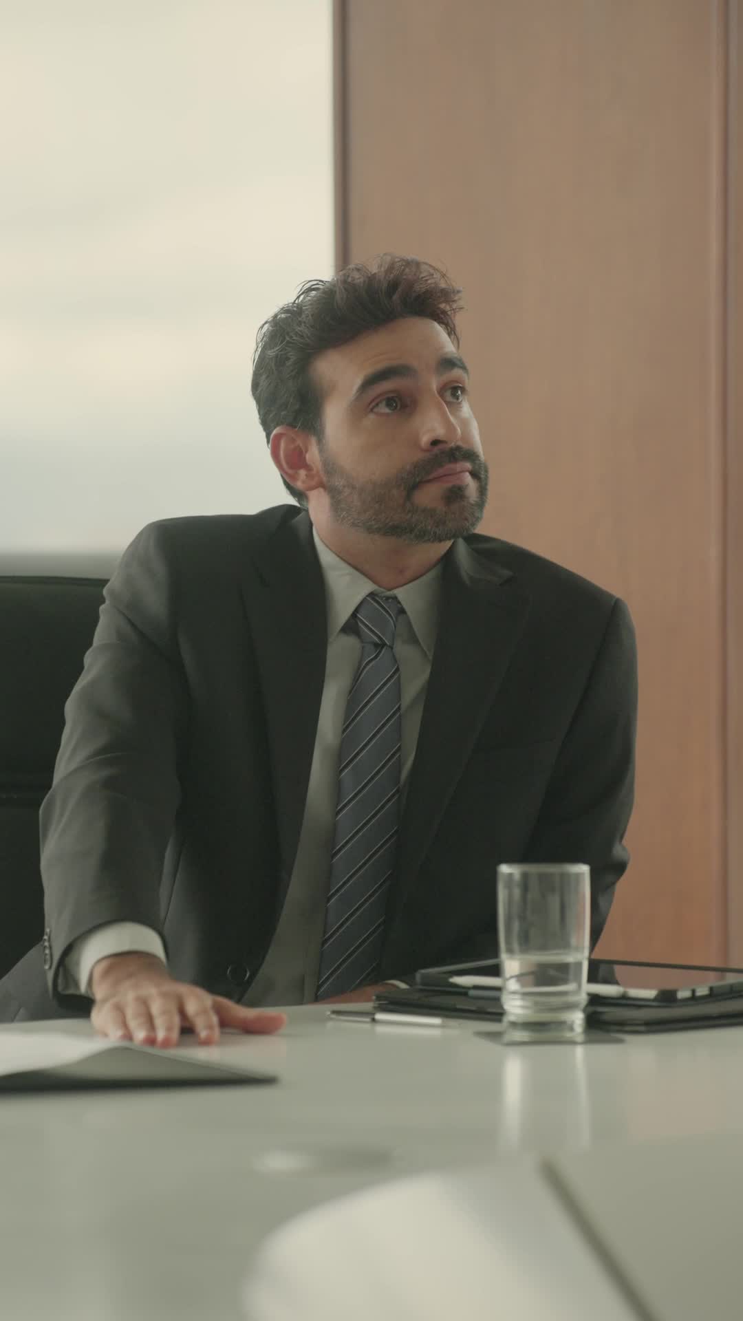 Episodio 53 de La doble vida de mi esposo multimillonario