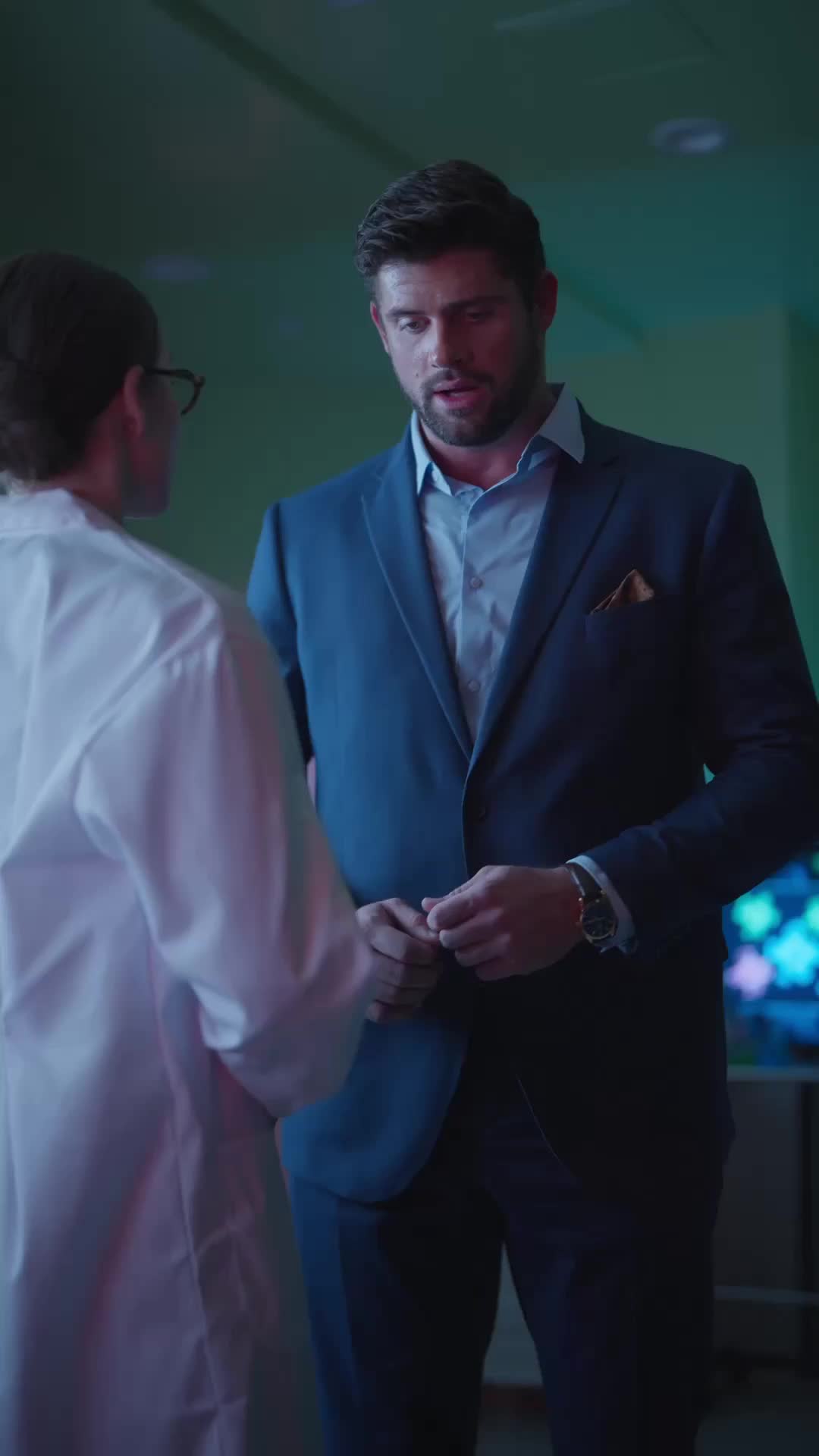 Episodio 4 de La esposa falsa del multimillonario