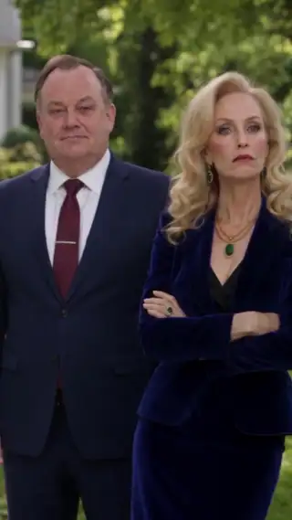 Episodio 8 de La esposa secreta de seis años del heredero multimillonario