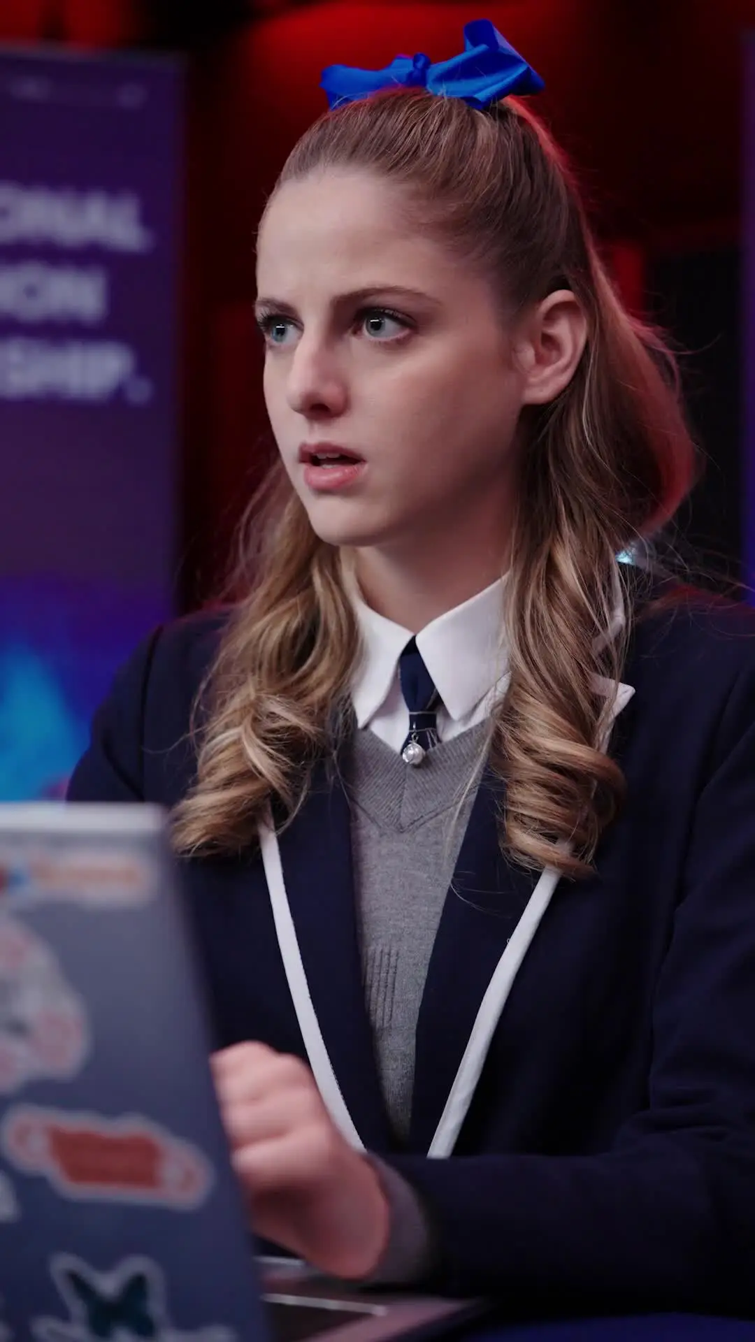 Episodio 12 de La heredera hacker contraataca