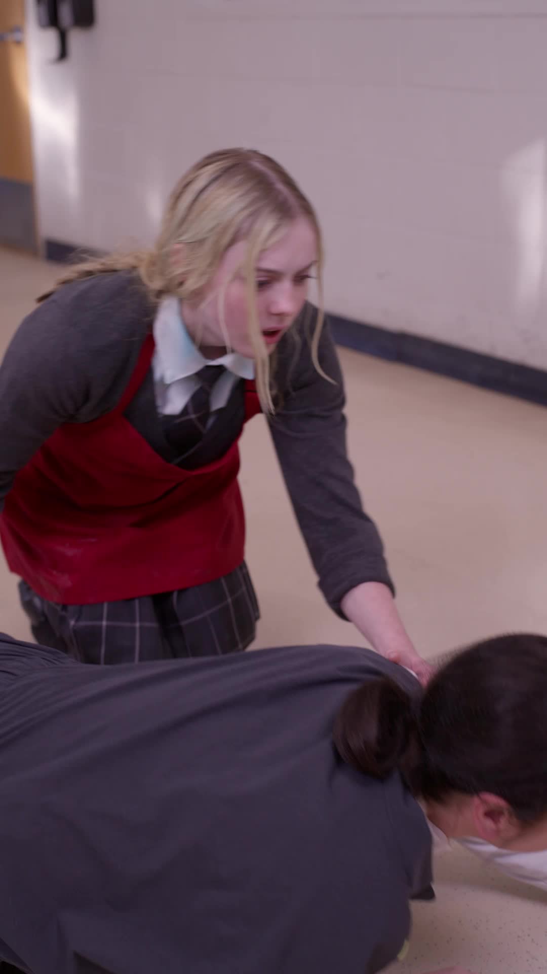 Episodio 4 de La heredera perdida de la secundaria Kingston