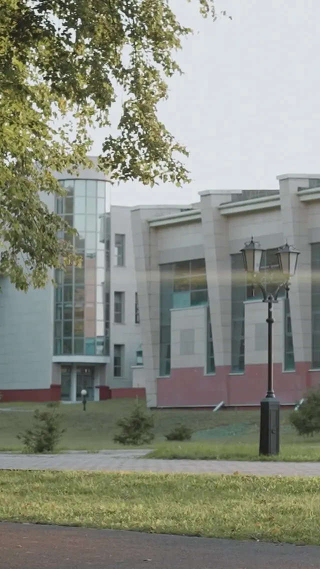 Episodio 6 de La heredera perdida de la secundaria Kingston
