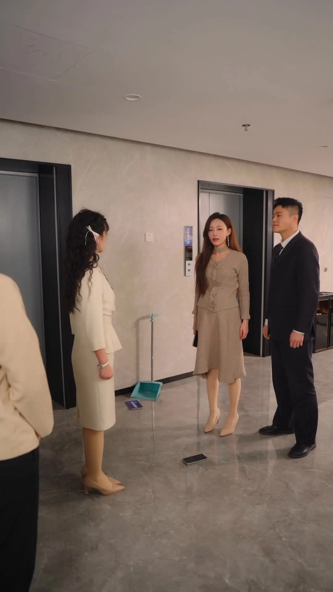 Episodio 13 de La impostora y el trono