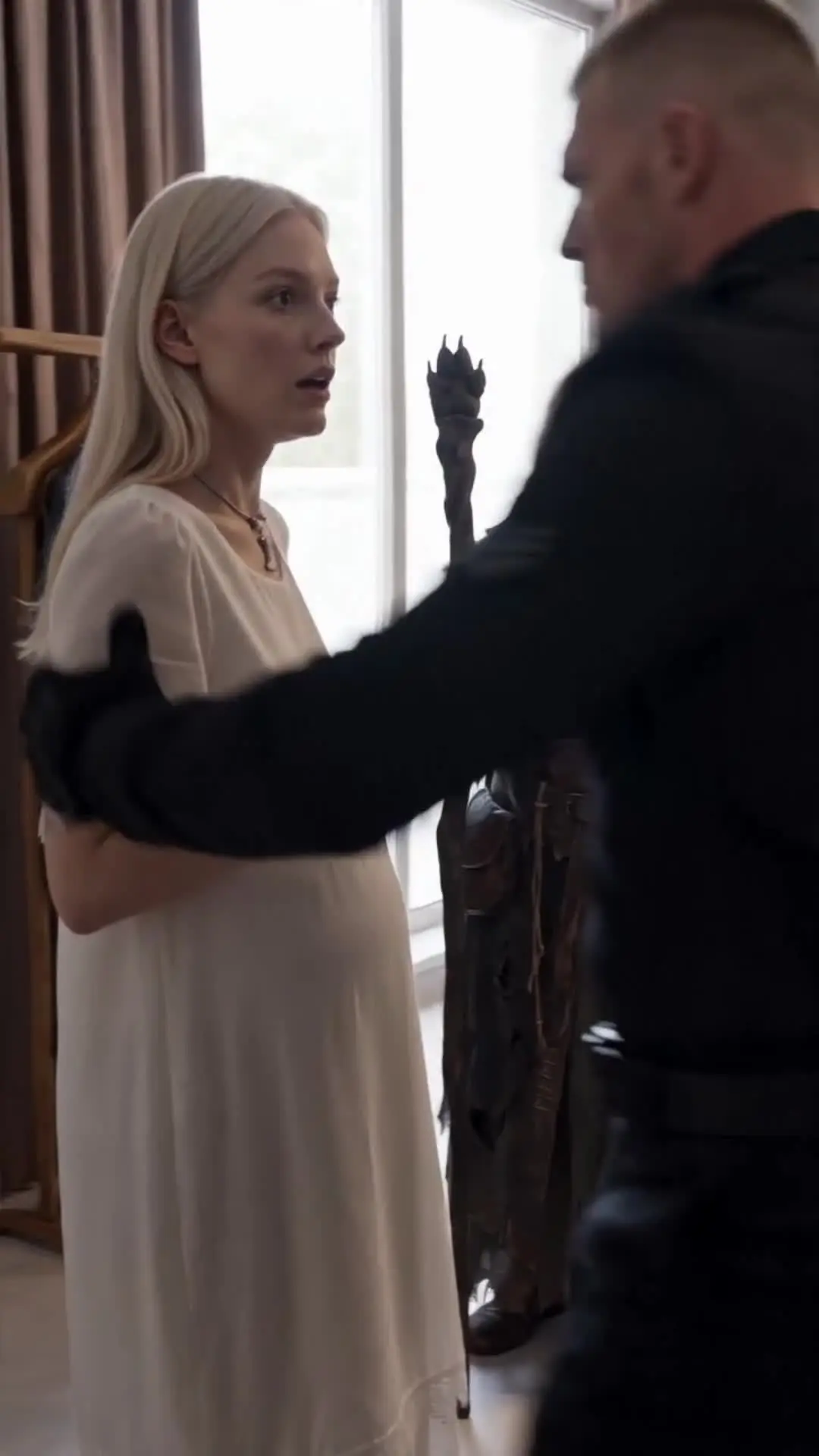 Episodio 5 de La luna traicionada y el heredero perdido