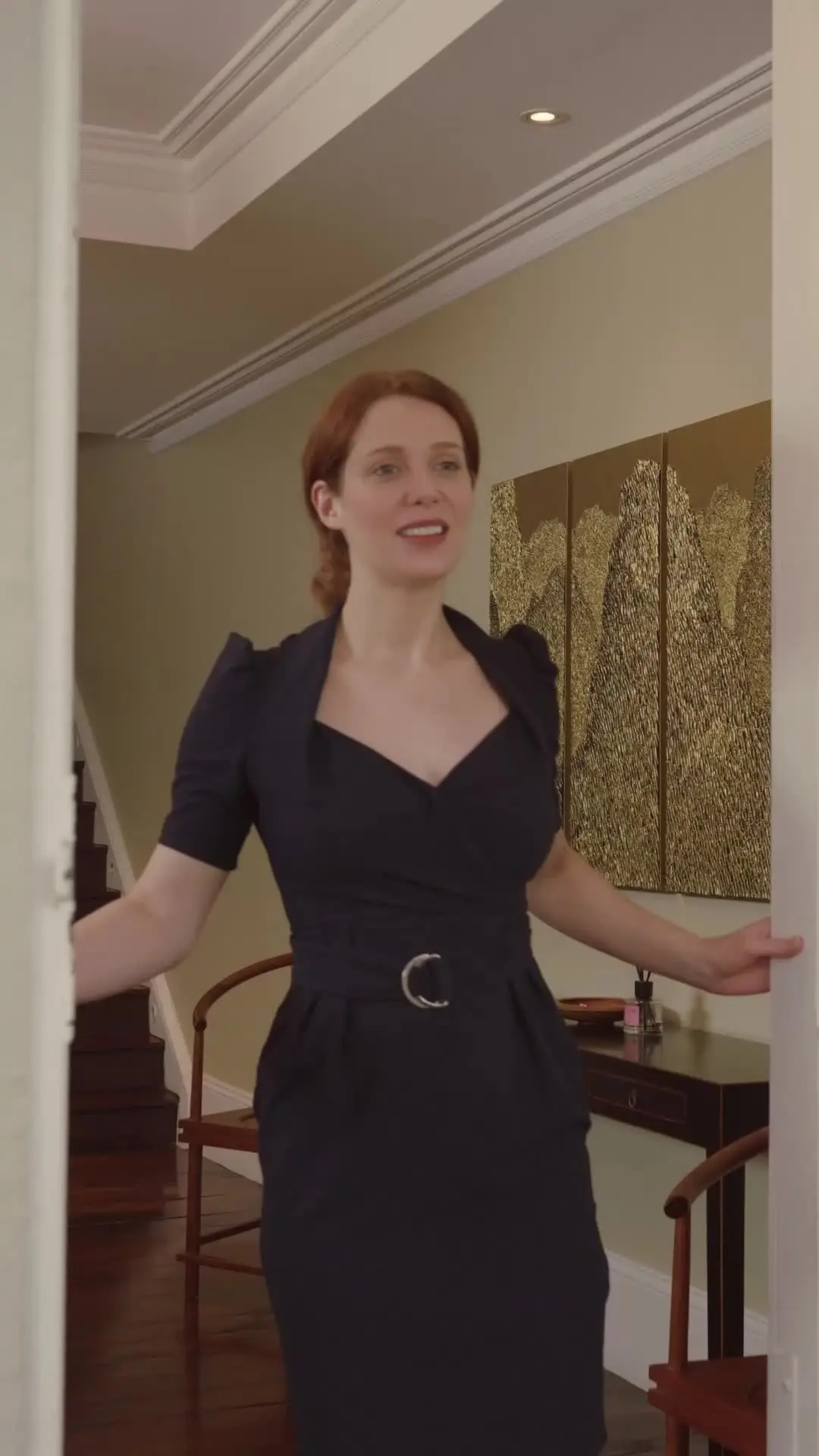 Episodio 2 de La reina divorciada vuelve al escenario