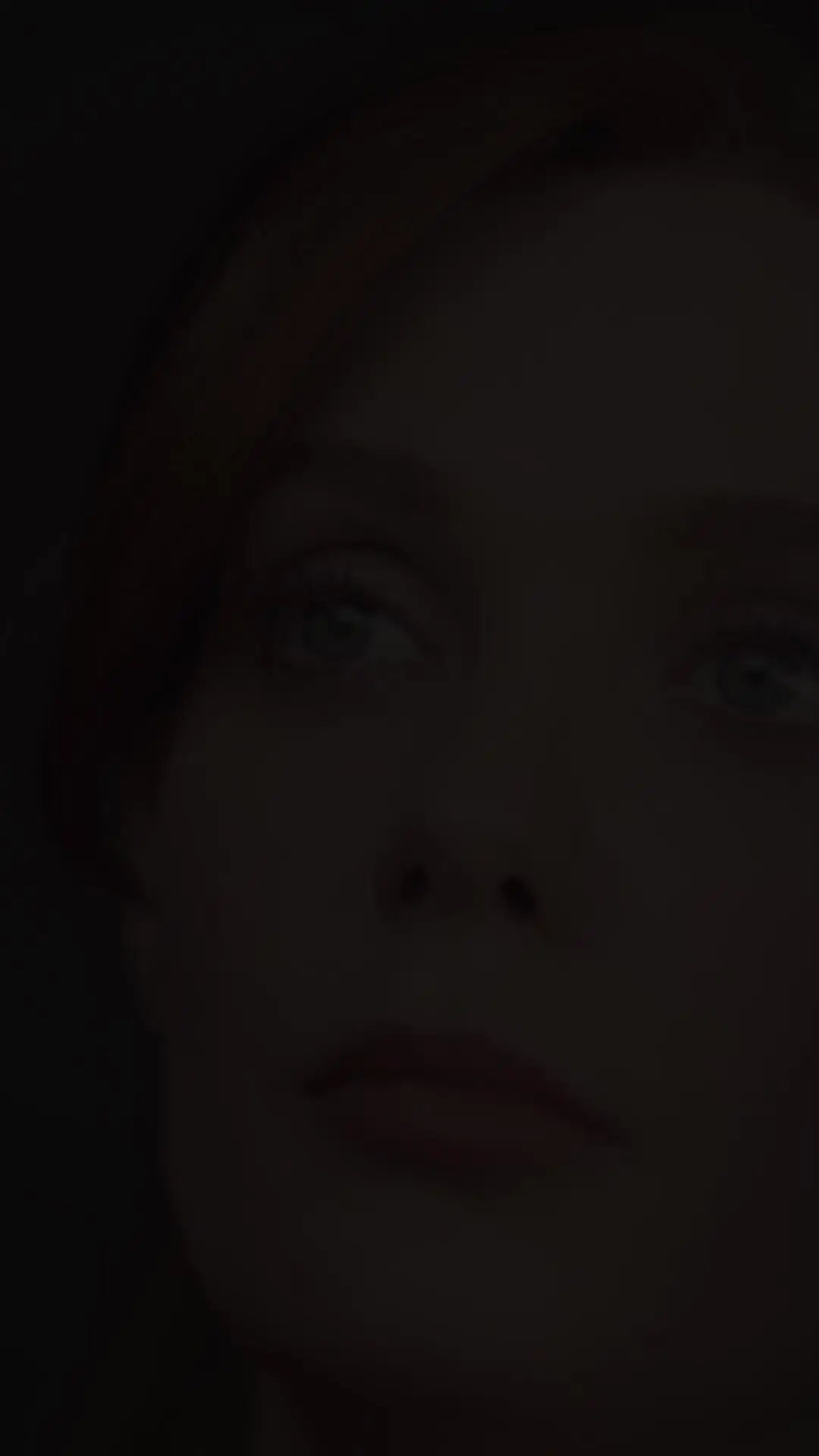 Episodio 9 de La reina divorciada vuelve al escenario