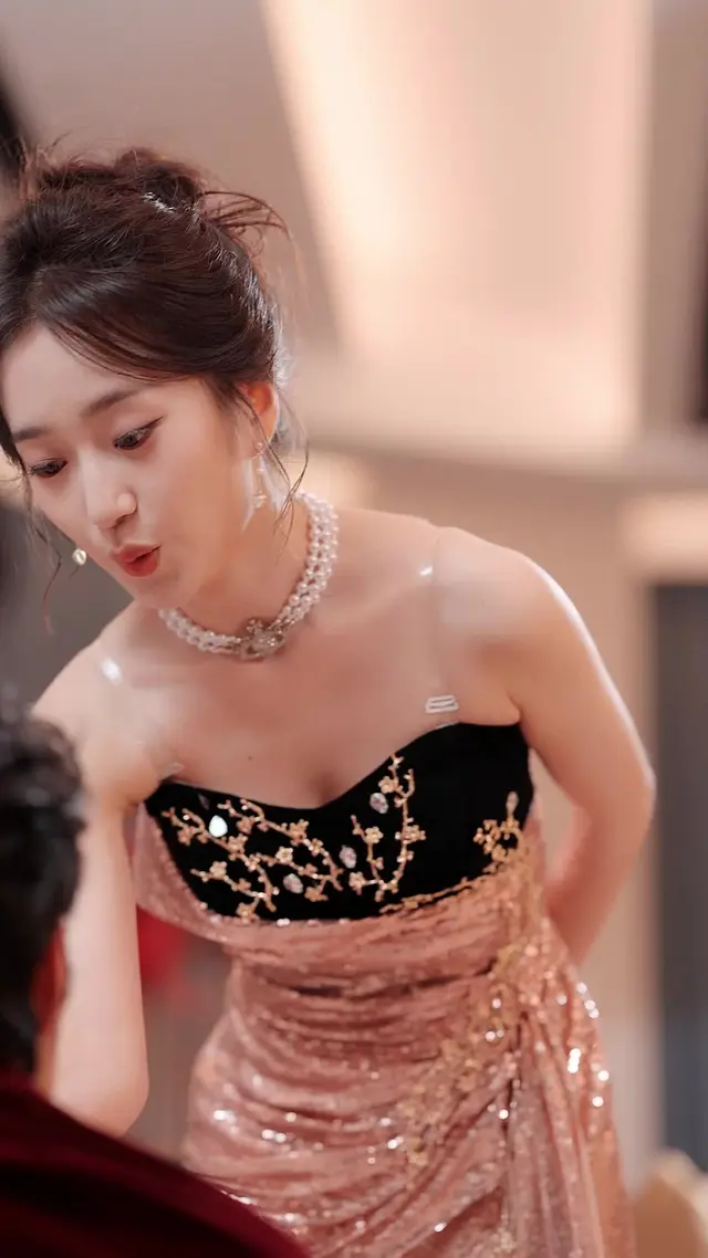 Episodio 12 de La venganza de mi esposa gorda mimada