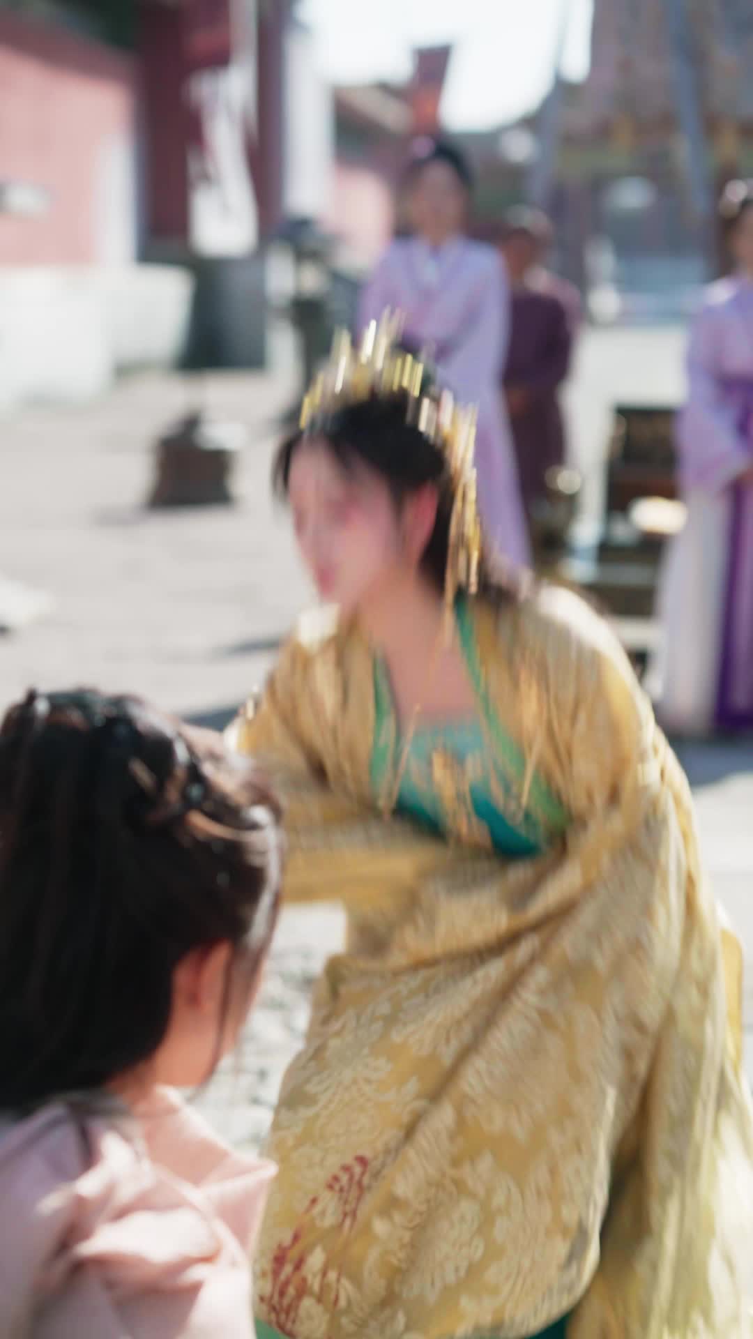 Episodio 8 de La zorra caída, la realeza de rodillas