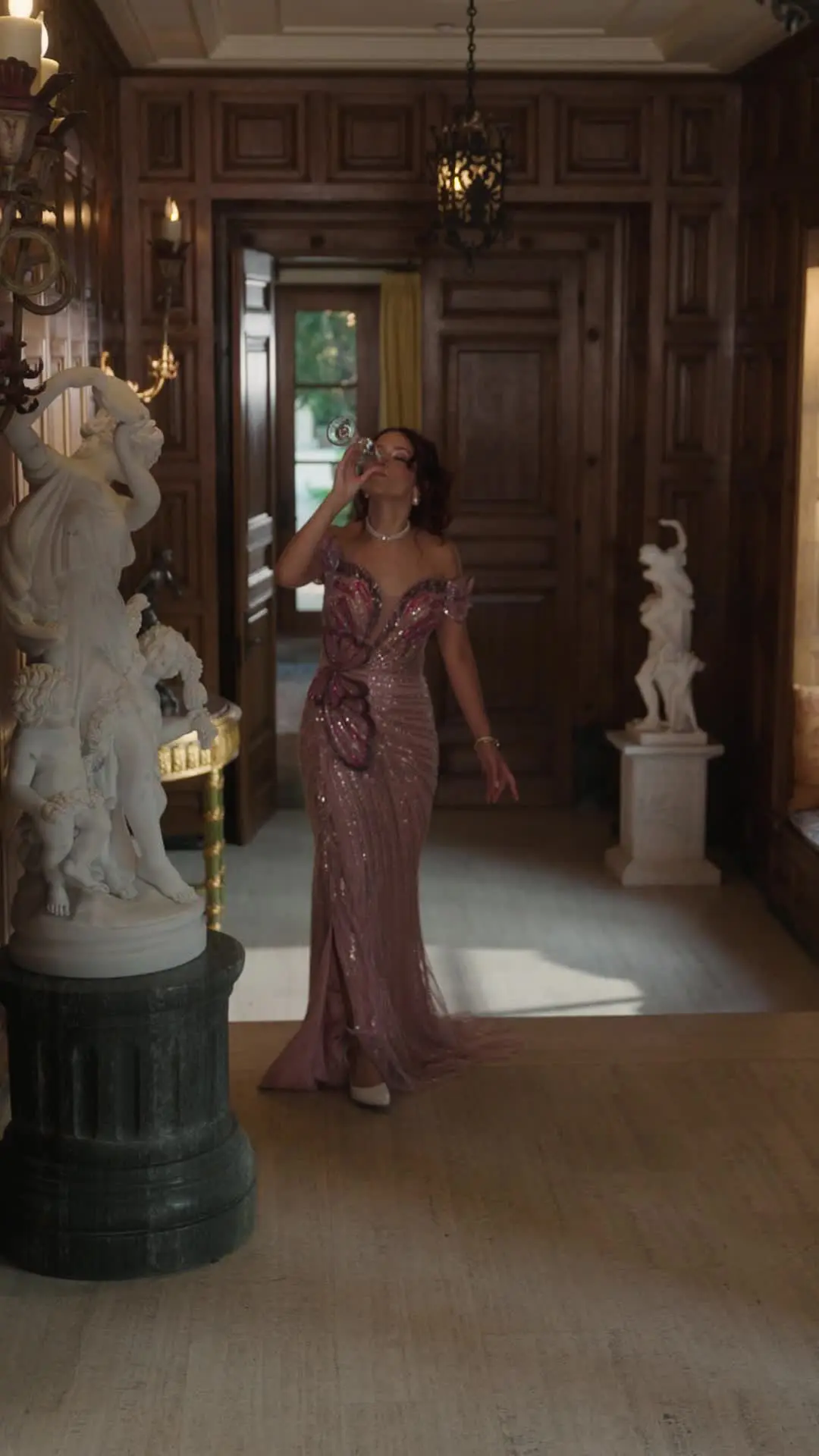 Episodio 9 de Las dos caras de la debutante