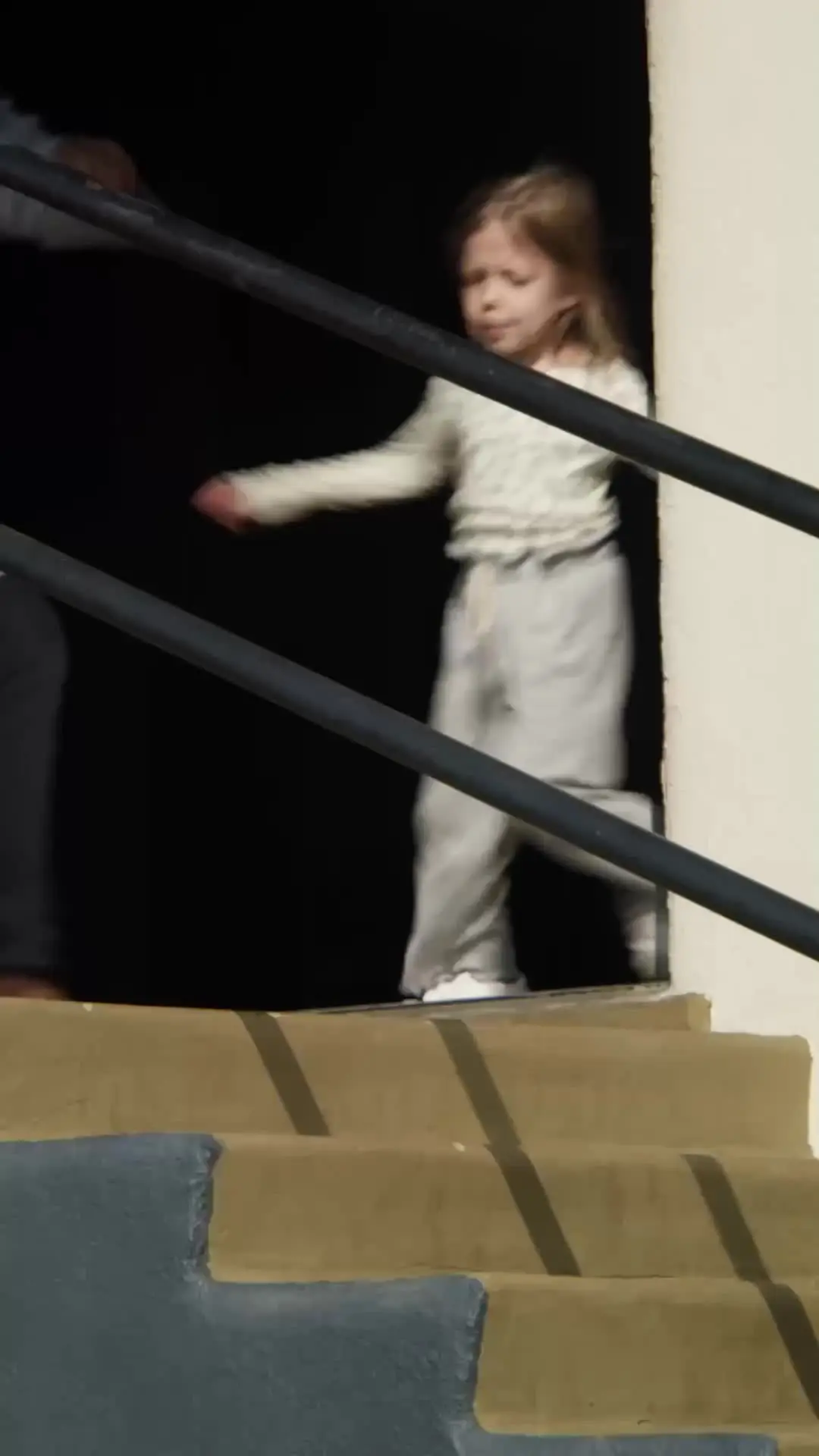Episodio 6 de Mamá, no llores, papá está arrepentido