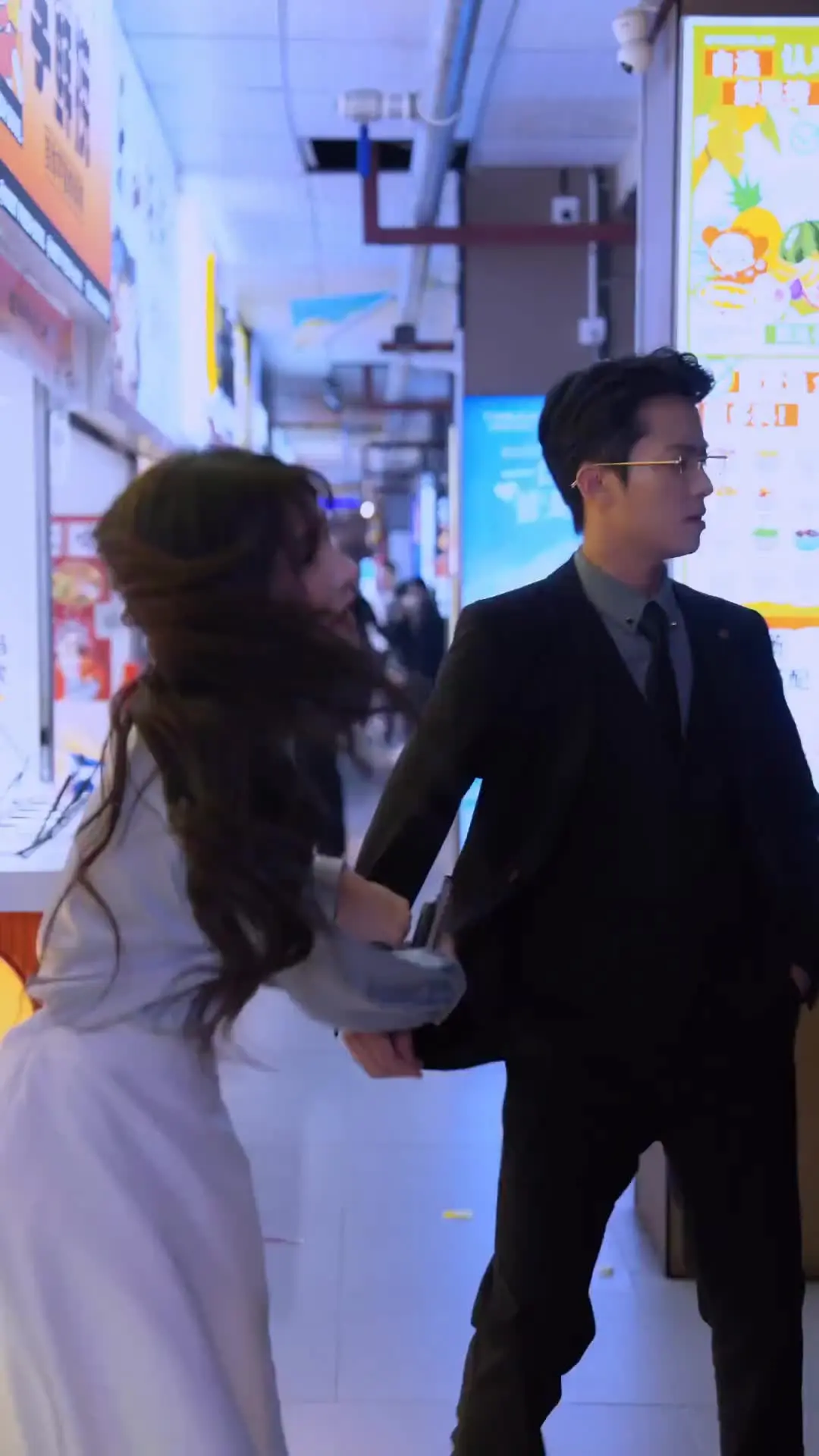 Episodio 11 de Mi Amor Cibernético, Mi CEO
