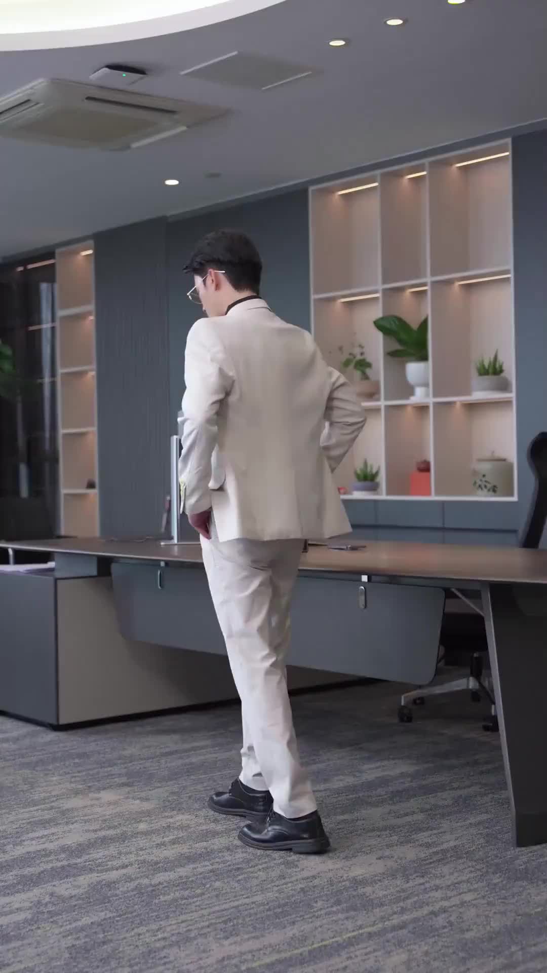Episodio 55 de Mi Amor Cibernético, Mi CEO
