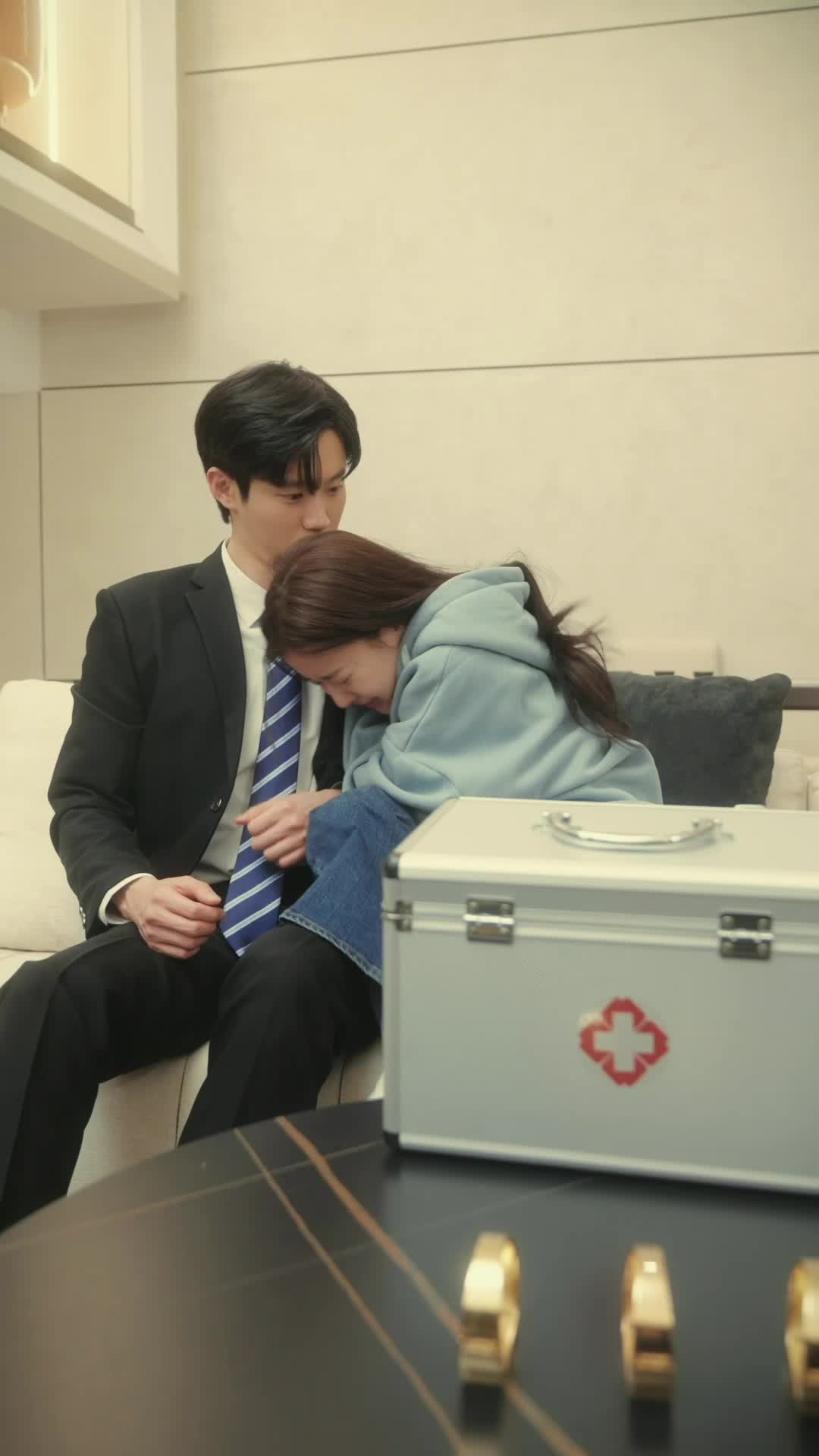 Episodio 10 de Mi CEO padre persigue a mi madre cuando yo regrese