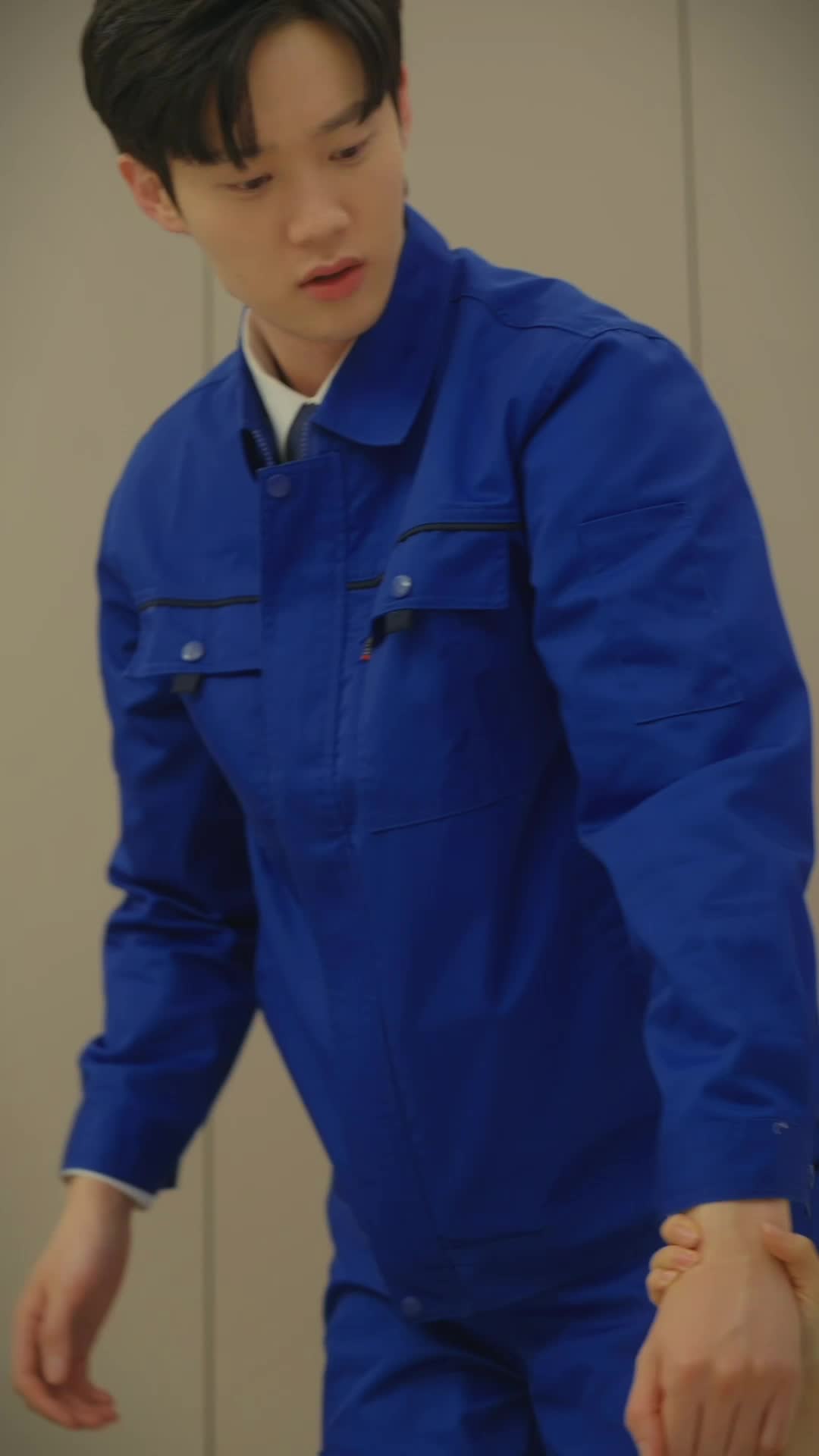 Episodio 22 de Mi CEO padre persigue a mi madre cuando yo regrese