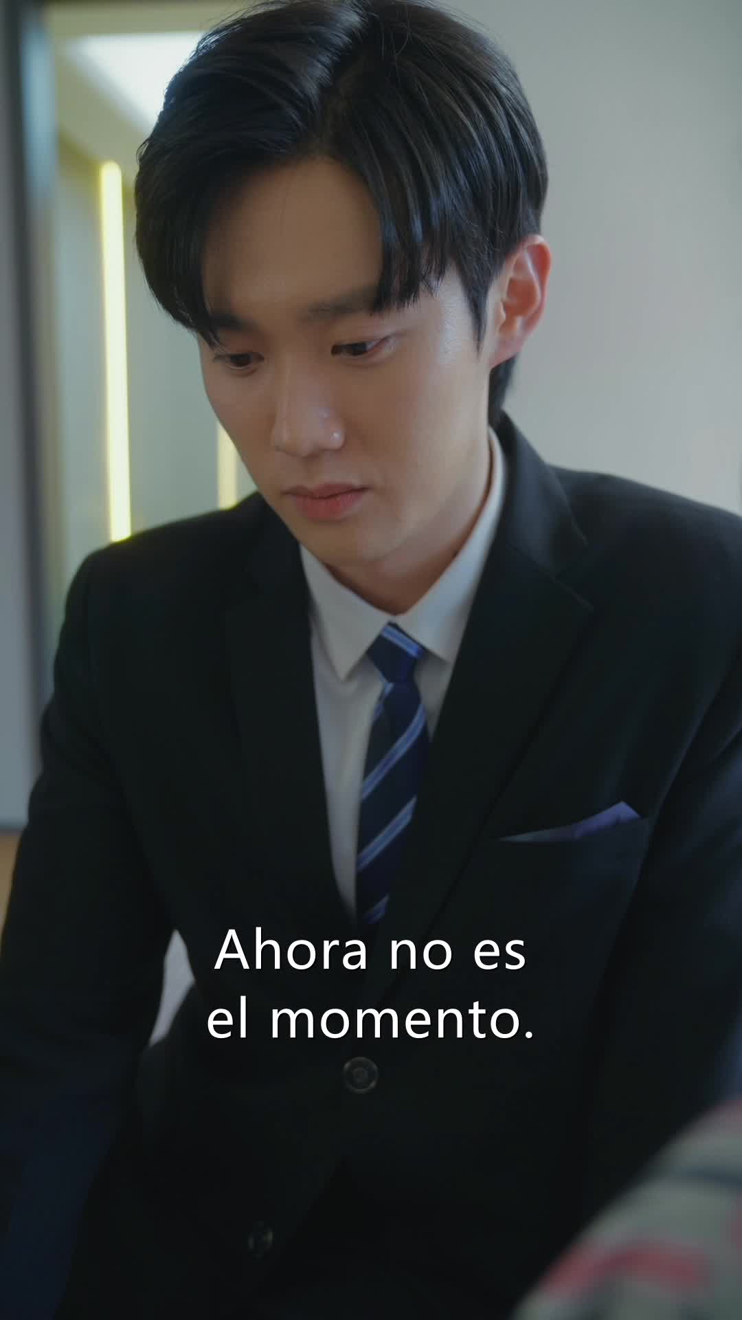 Episodio 52 de Mi CEO padre persigue a mi madre cuando yo regrese