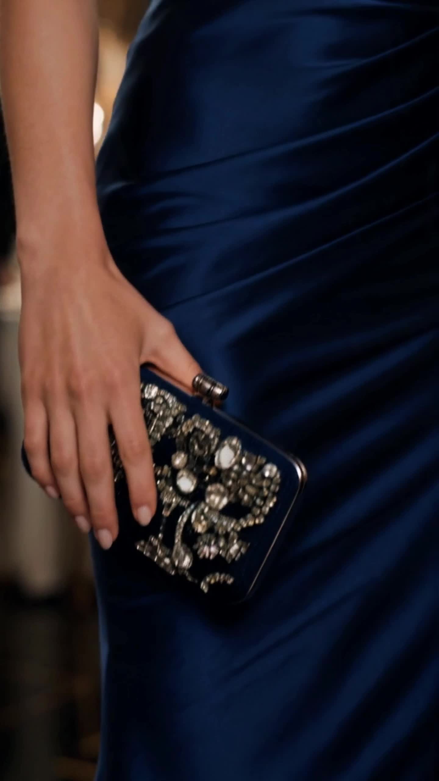 Episodio 8 de Mi esposa por contrato es una genio de la moda