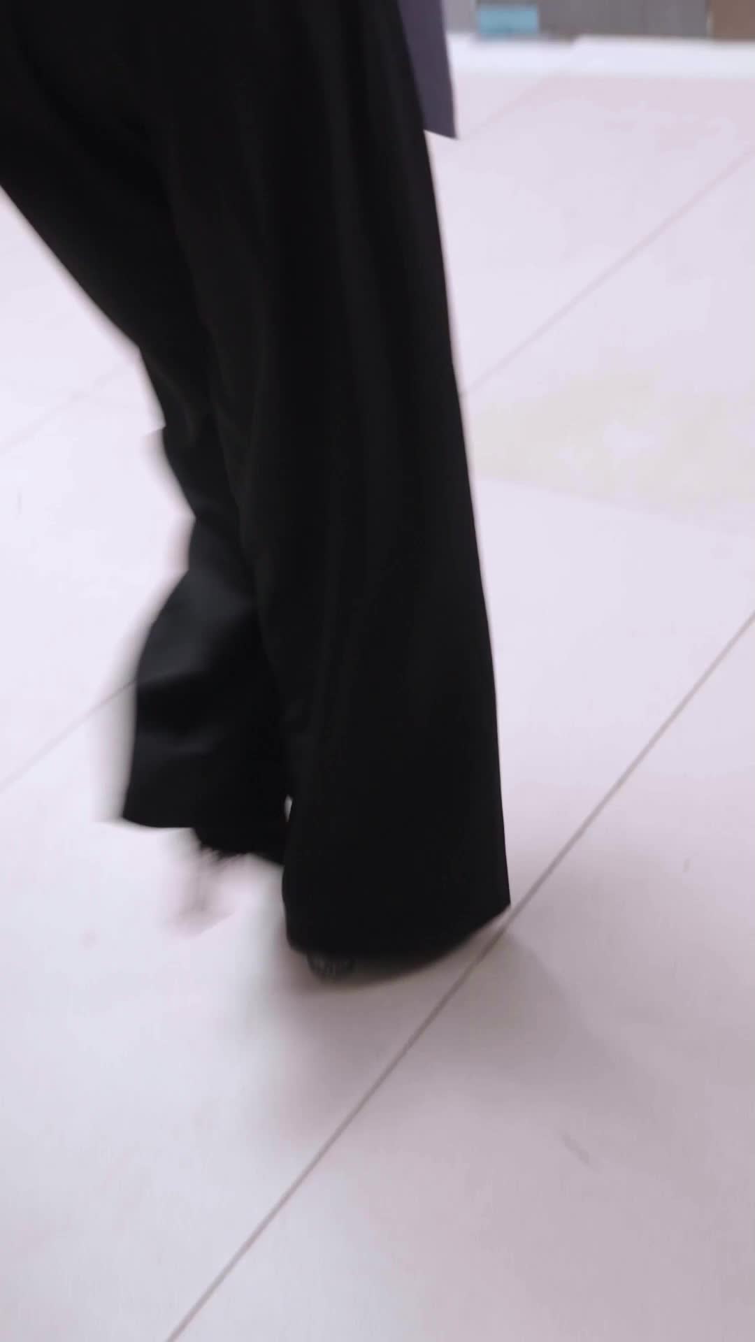 Episodio 56 de Mi Mejor Amiga Quiere al CEO de Mi Aventura de Una Noche
