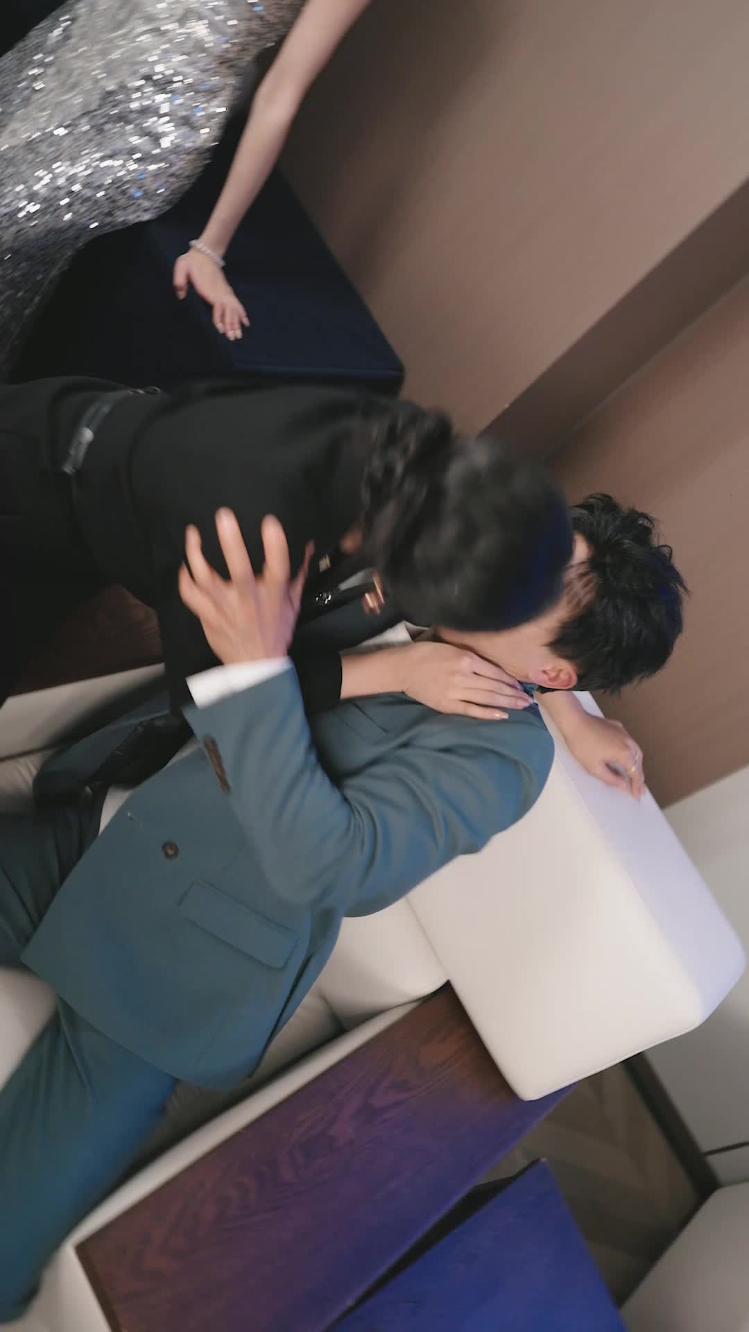 Episodio 11 de Mis hermanas me hicieron rico