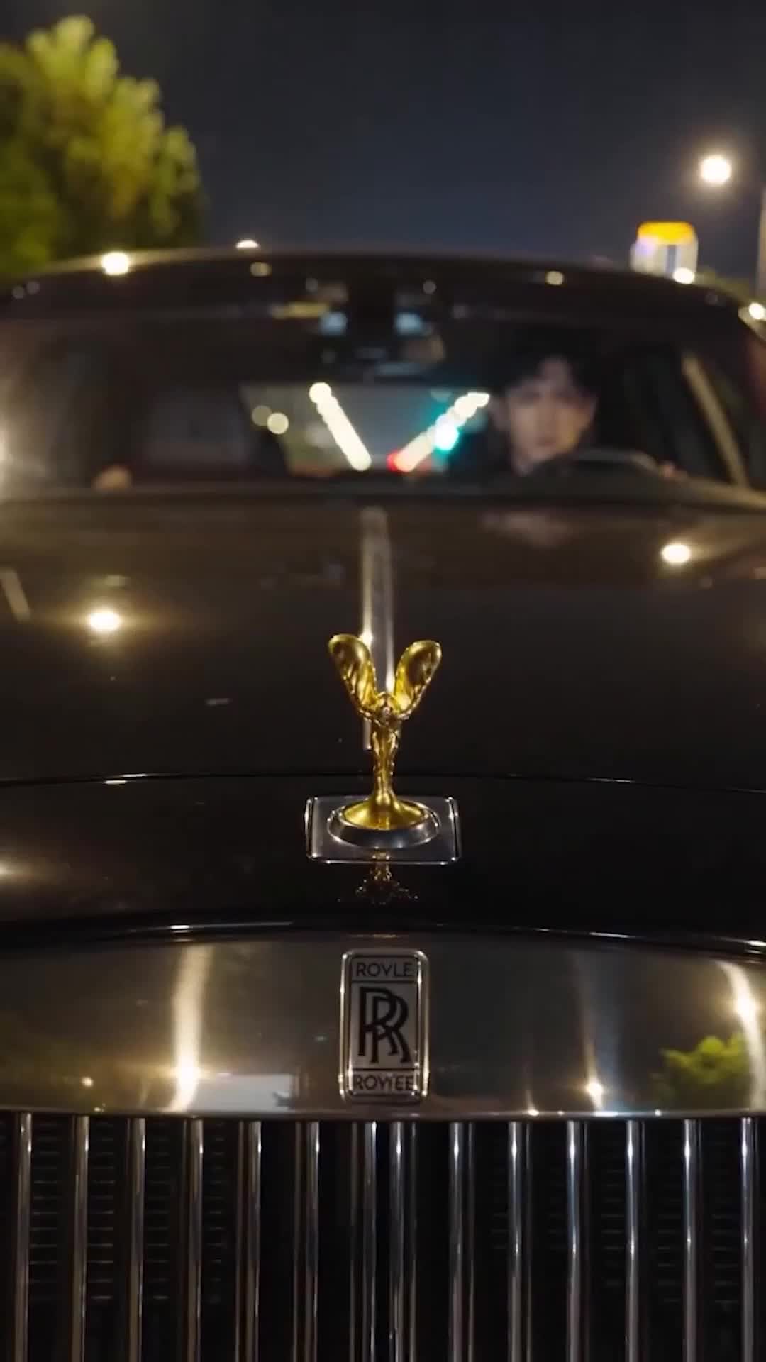 Episodio 1 de No más de rodillas: El divorcio del multimillonario