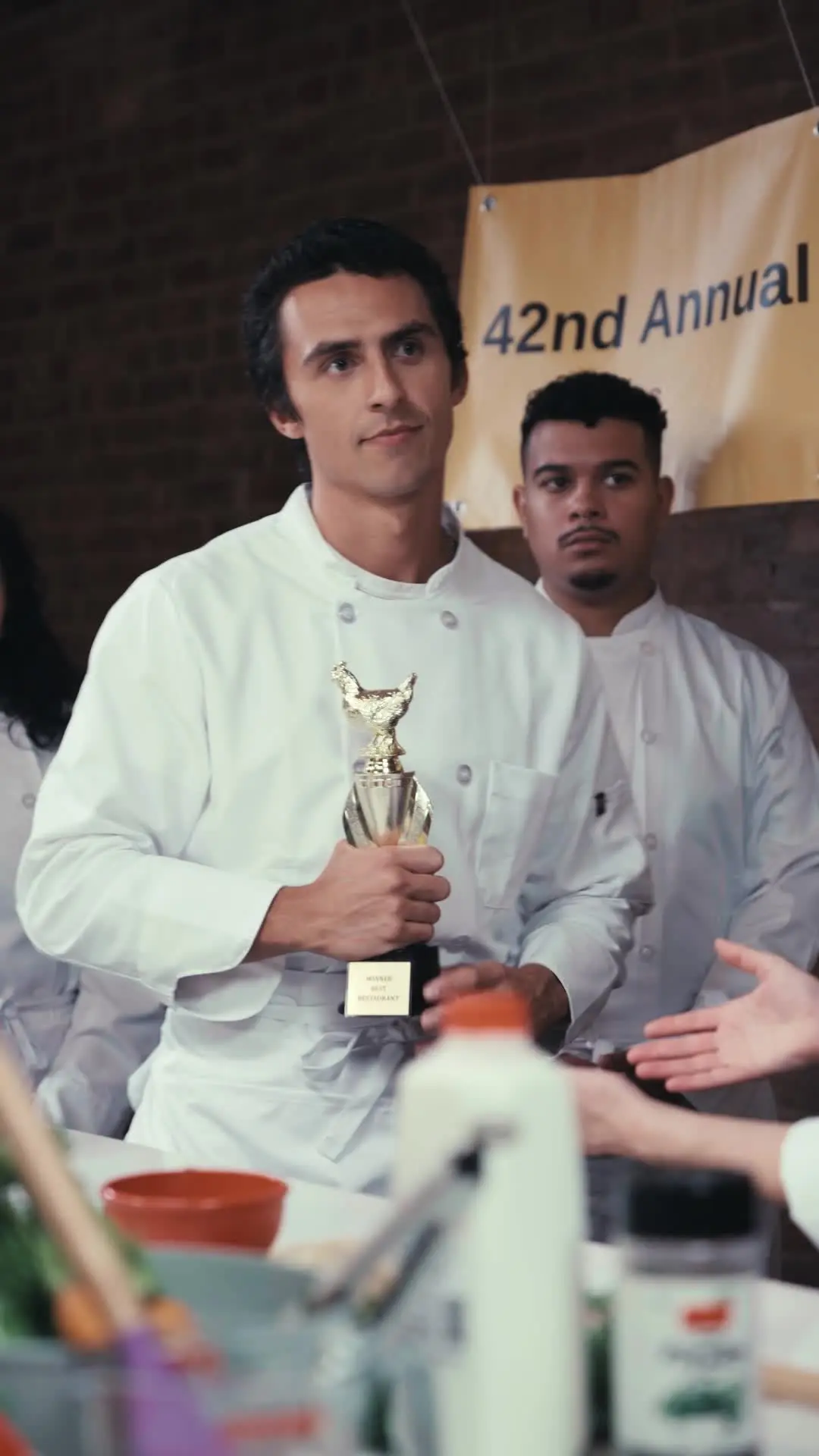 Episodio 46 de Pollo Frito, Matrimonio por Sorpresa