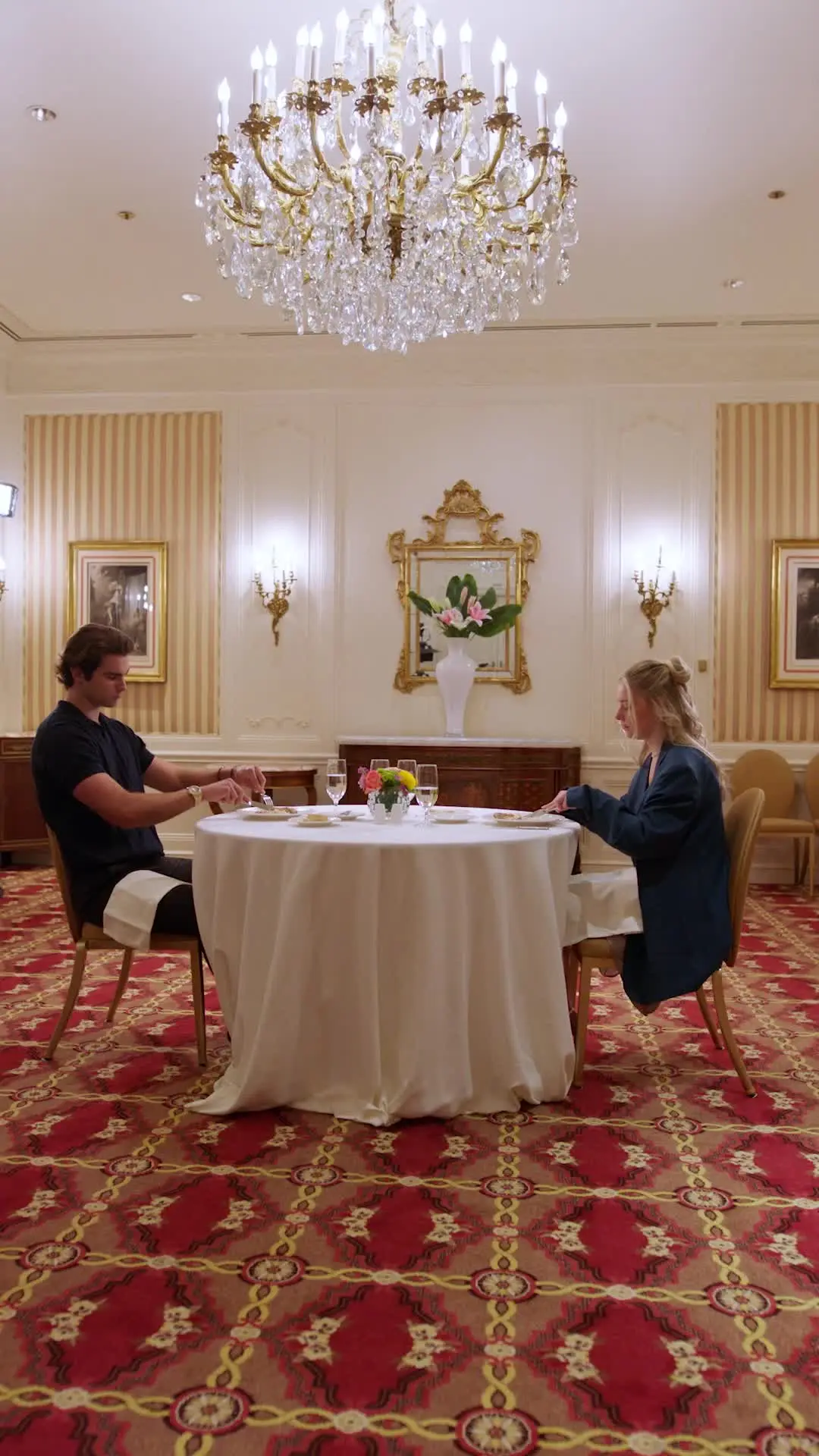 Episodio 22 de Renacer para Amar al Sr. Perfecto