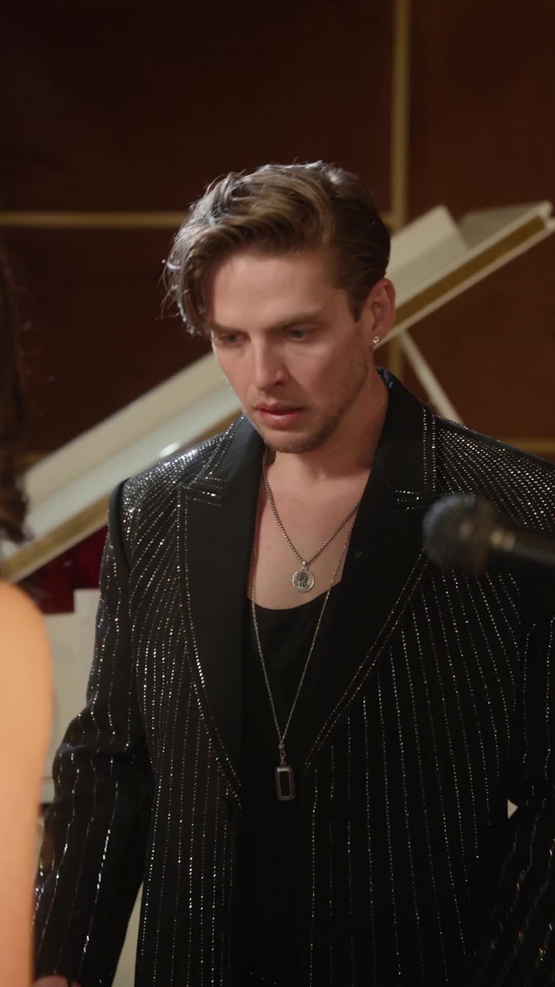 Episodio 28 de Romance tras bastidores con la estrella pop