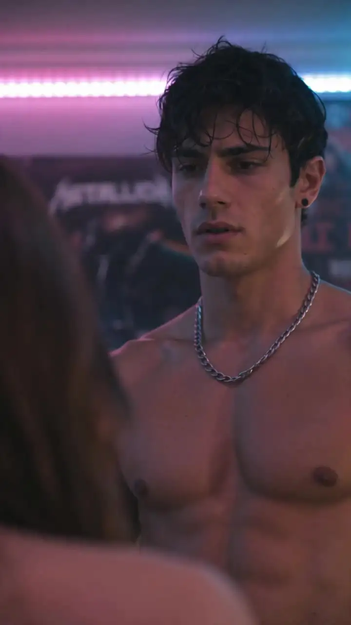 Episodio 17 de Tentación de mi hermanastro rebelde