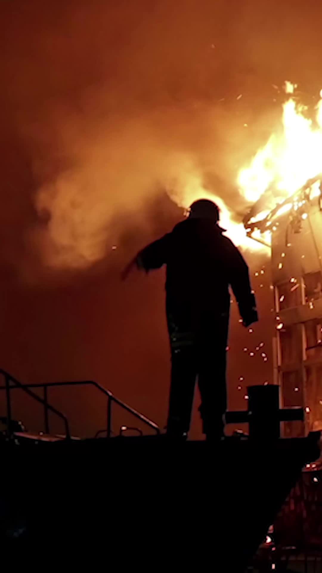 Episodio 68 de Un incendio salvaje entre nosotros