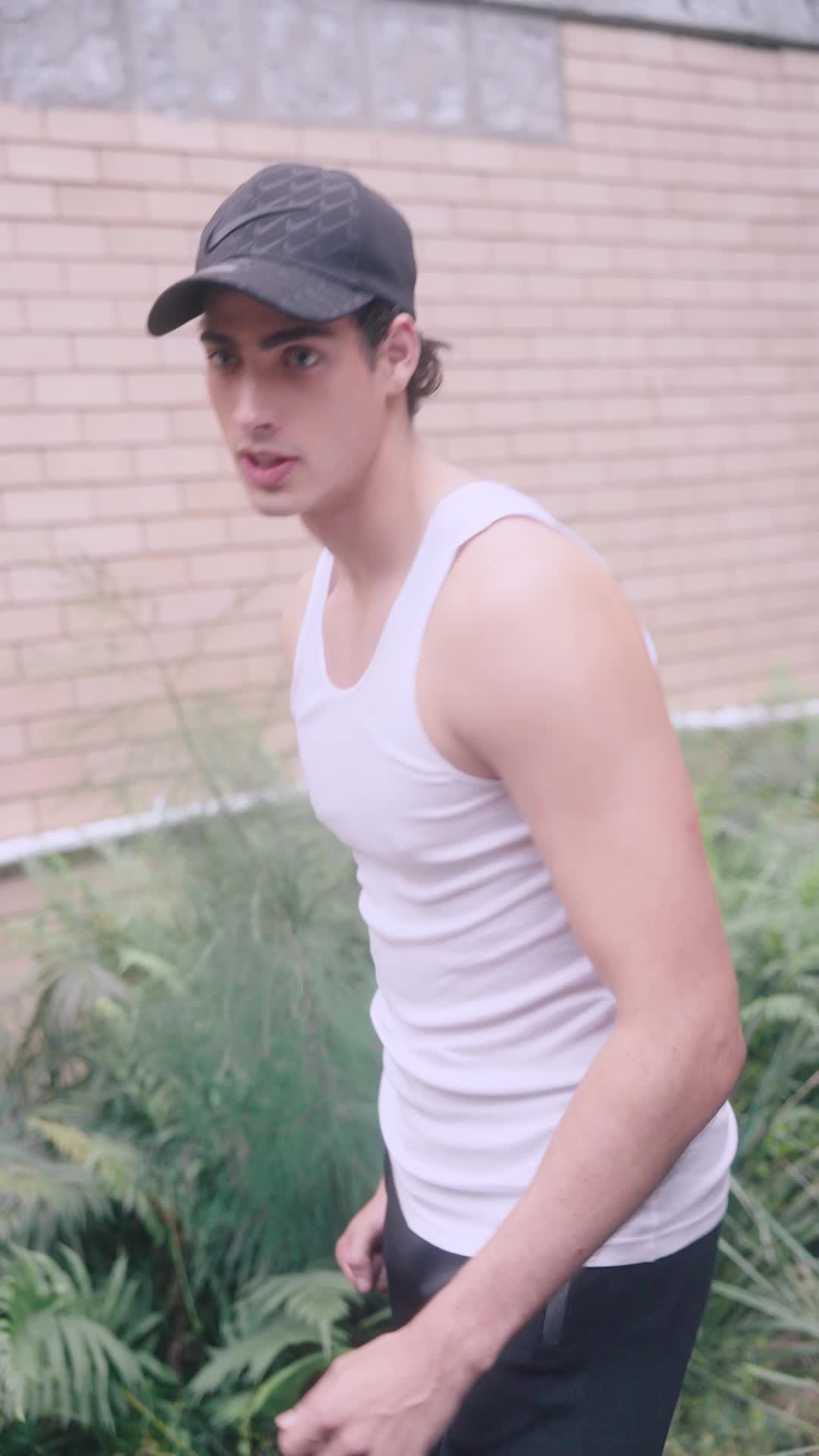 Episodio 25 de Un Romance de Verano en los Hamptons con el Hermano de Mi BFF