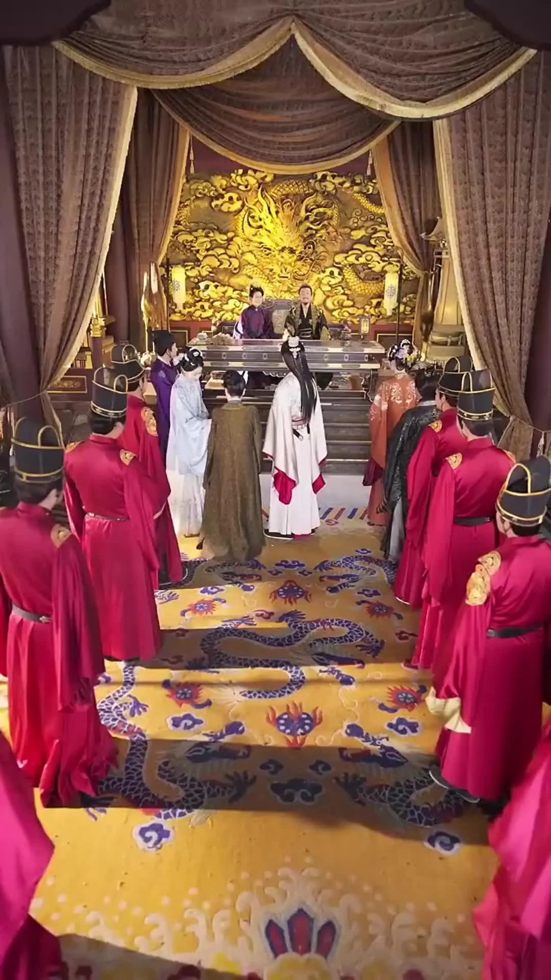 Episodio 60 de Venganza en el Palacio