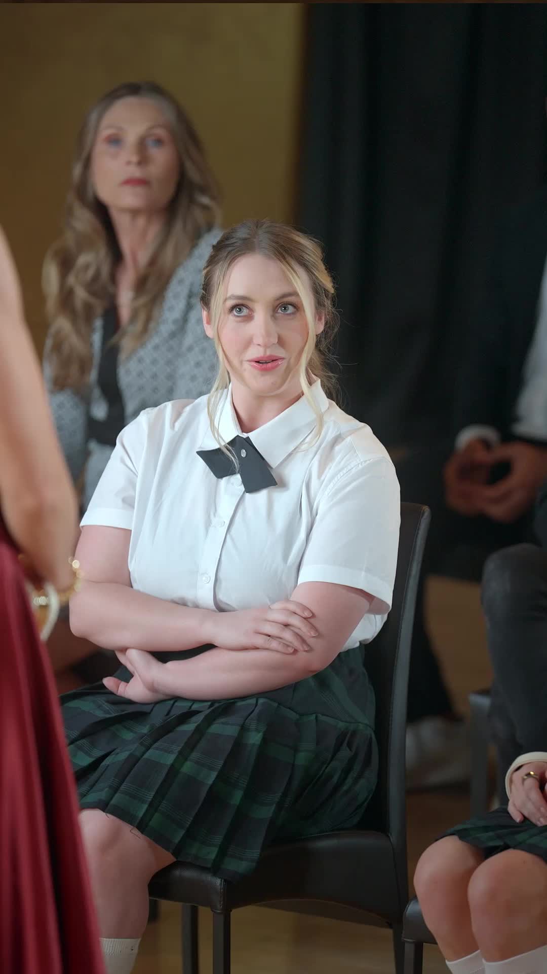 Episodio 44 de Vuelve la reina de la moda